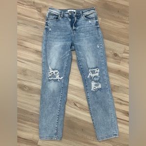 Buckle: willow & root mom jean